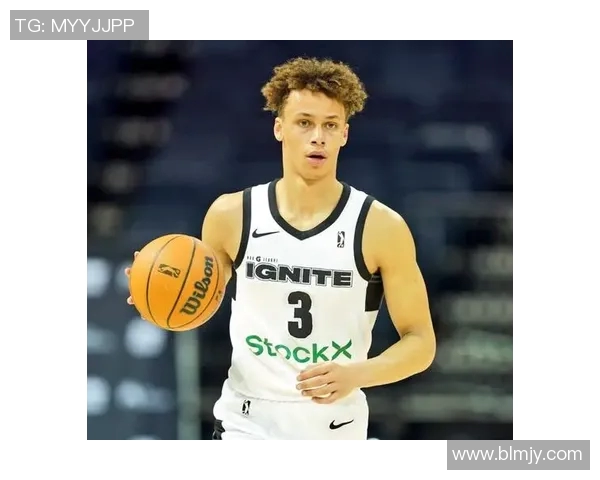 戴森丹尼尔斯的崛起之路：从青涩新秀到篮球场上的耀眼明星