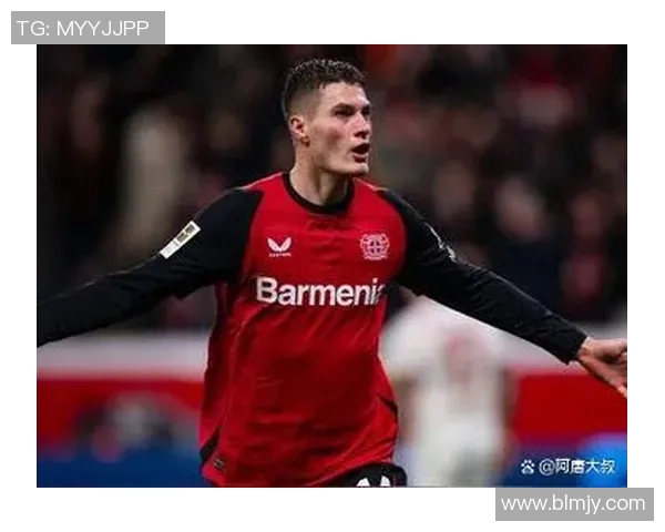 勒沃库森主场大胜，勇夺争冠榜首位置